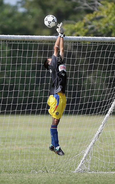 皇马门将神扑挽救球队