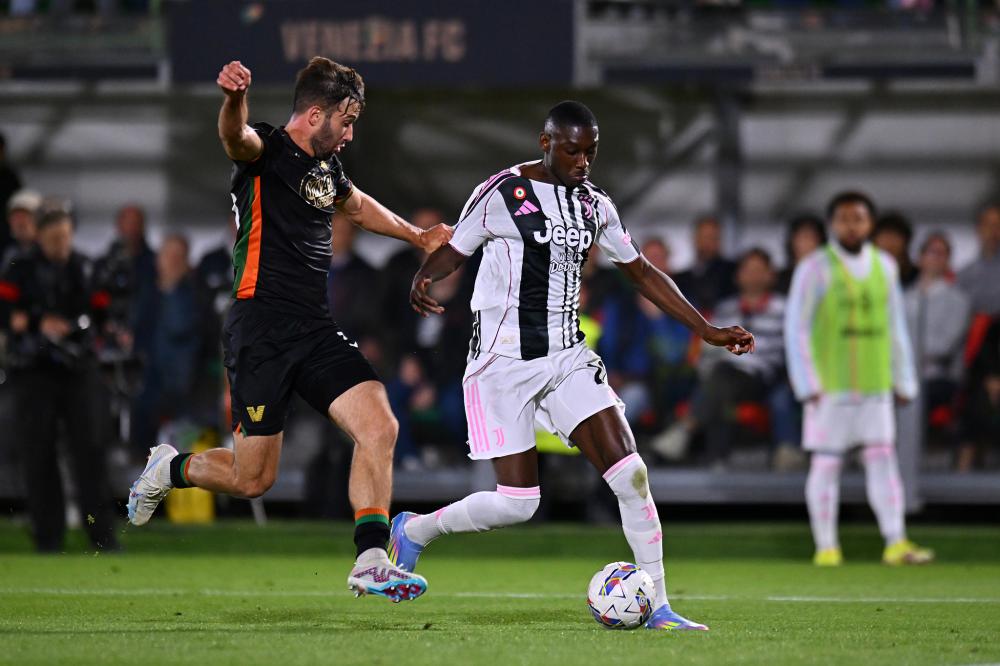 【补档】U16北伦敦德比阿森纳取胜，法国小将两球视频