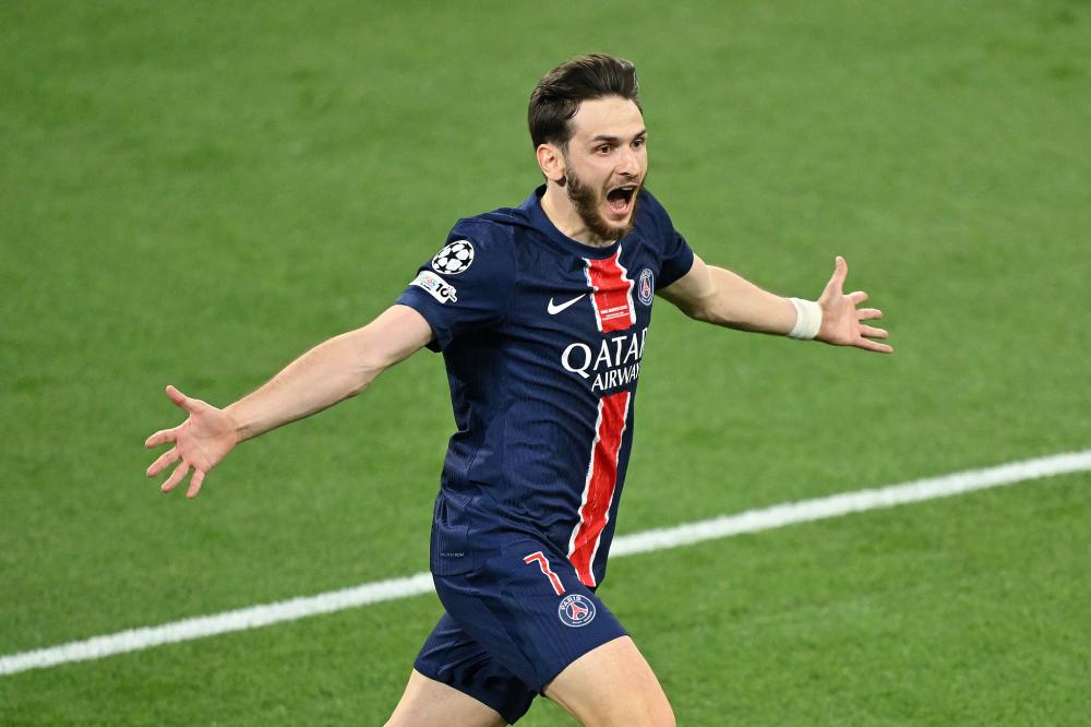 罗马诺：恩昆库仍计划在今夏离队，相关谈判正在进行中